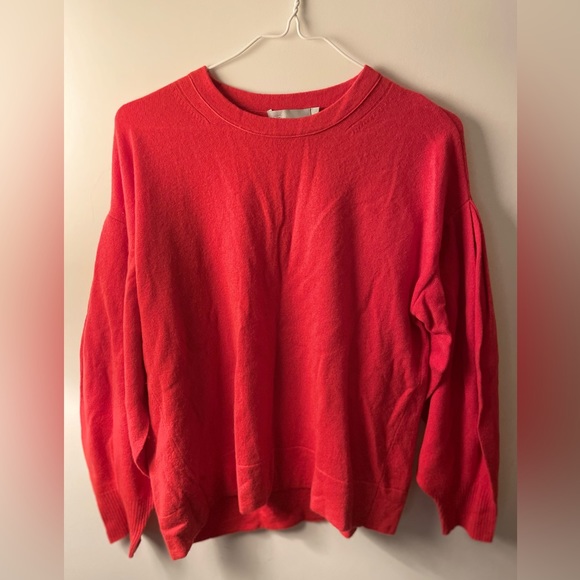 Vince Sweaters - Vince Red Puffed Sleeve Crewneck Cozy Size S